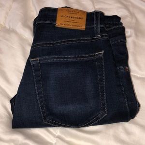 LUCKY BRAND JEANS